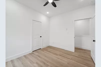 7422 Maxroy Street, Houston, TX 77088 - Photo 27