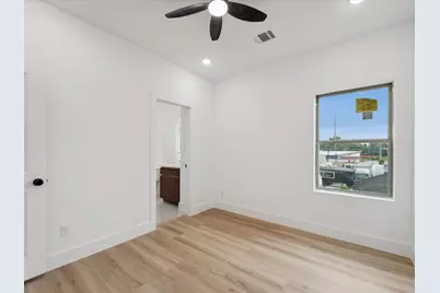 7422 Maxroy Street, Houston, TX 77088 - Photo 29