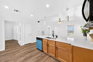 1302 Shearn St, Houston, TX 77007 - Photo 13