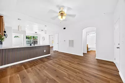1302 Shearn Street, Houston, TX 77007 - Photo 7