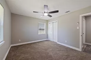 2410 Huntington Dr, Pasadena, TX 77506 - Photo 11