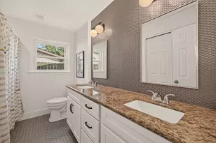 9538 Kerrwood Ln, Houston, TX 77080 - Photo 21