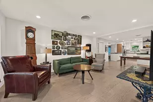 9538 Kerrwood Ln, Houston, TX 77080 - Photo 5