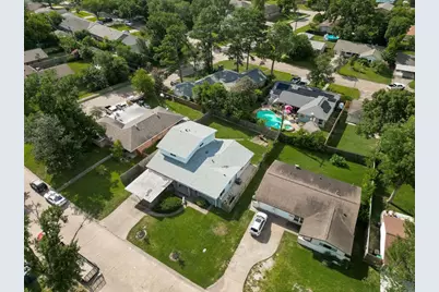 9538 Kerrwood Lane, Houston, TX 77080 - Photo 29
