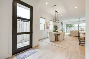 610 Willard St, Houston, TX 77006 - Photo 3