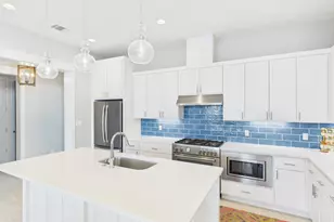 150 Foxtail Ln, Rockport, TX 78382 - Photo 9