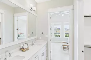 150 Foxtail Ln, Rockport, TX 78382 - Photo 17