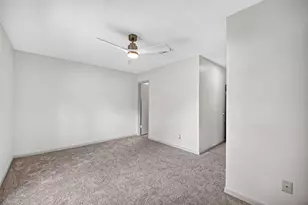 15702 La Cabana Dr, Houston, TX 77062 - Photo 21