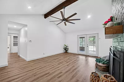 15702 La Cabana Drive, Houston, TX 77062 - Photo 5