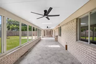 15702 La Cabana Dr, Houston, TX 77062 - Photo 29