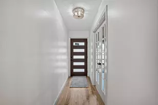15702 La Cabana Dr, Houston, TX 77062 - Photo 3