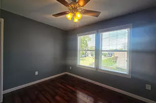 1814 Ave N 1/2, Galveston, TX 77550 - Photo 13