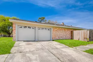 13747 Rampchester Ln, Houston, TX 77015 - Photo 3