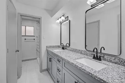 13747 Rampchester Lane, Houston, TX 77015 - Photo 23