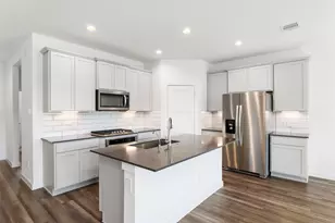 13340 Bear Creek Ct, Conroe, TX 77384 - Photo 7