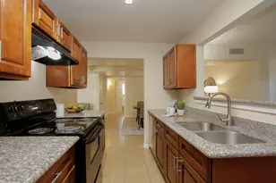 319 S 6th St, La Porte, TX 77571 - Photo 25