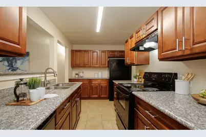 319 S 6th Street, La Porte, TX 77571 - Photo 23