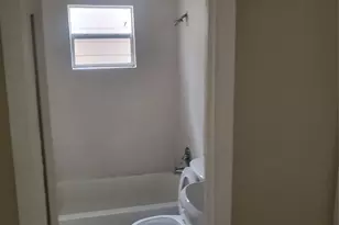 3502 Europa St, Houston, TX 77022 - Photo 5