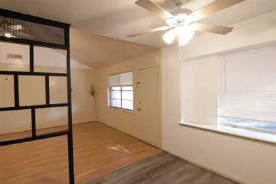 8419 Roos Road, Houston, TX 77036 - Photo 9
