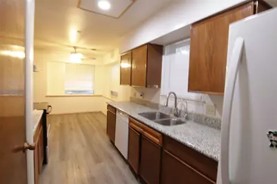 8419 Roos Road, Houston, TX 77036 - Photo 11
