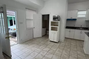 5201 Leeland St, Houston, TX 77023 - Photo 3