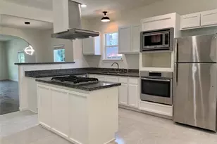 1105 Erin St, Houston, TX 77009 - Photo 3