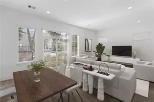 7702 Westside Villas Ln, Houston, TX 77055 - Photo 5