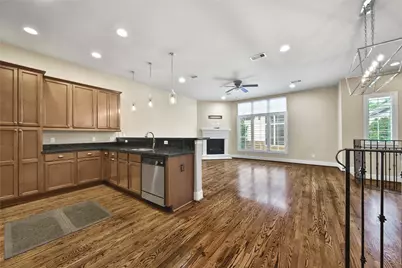 902 W 23rd Street #B, Houston, TX 77008 - Photo 11