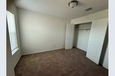 204 Lucky Texan Road, Jarrell, TX 76537 - Photo 7