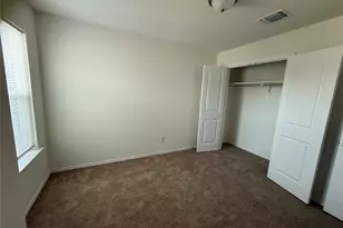 204 Lucky Texan Rd, Jarrell, TX 76537 - Photo 7