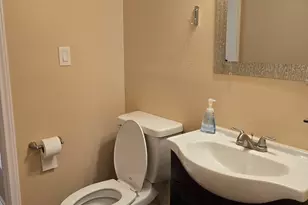 2023 Barnsley Ln, Houston, TX 77088 - Photo 13