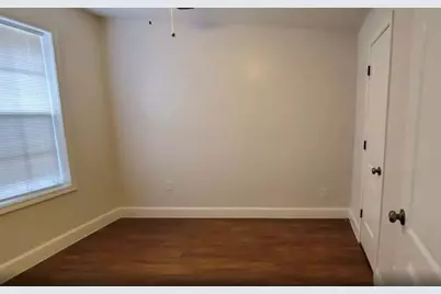 2023 Barnsley Lane, Houston, TX 77088 - Photo 5