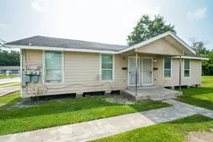 6014 Collingsworth St, Houston, TX 77026 - Photo 5