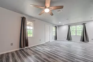 15897 Dewberry Ln, Conroe, TX 77302 - Photo 5