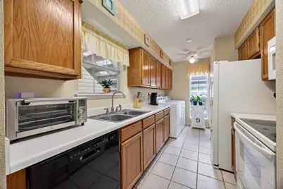 1515 Sandy Springs Road #3005, Houston, TX 77042 - Photo 5