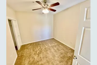 1901 Post Oak Park Drive #5302, Houston, TX 77027 - Photo 3