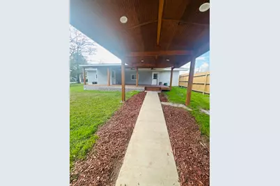 690 N Barbee Street, Lovelady, TX 75851 - Photo 9