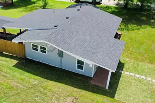 690 N Barbee St, Lovelady, TX 75851 - Photo 5