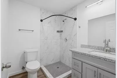 5962 Ridgeway Drive, Houston, TX 77033 - Photo 11