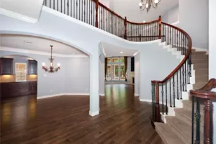 15 Pawprint Pl, The Woodlands, TX 77382 - Photo 3