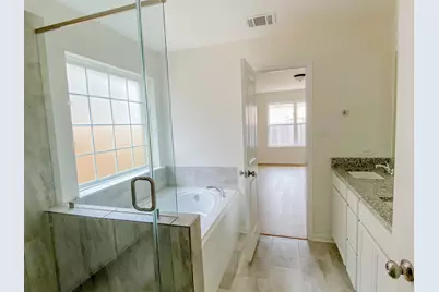 13409 W Summerchase Circle, Willis, TX 77318 - Photo 9