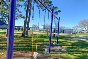 13409 W Summerchase Cir, Willis, TX 77318 - Photo 23