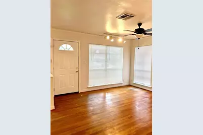 4057 Woodfox Street, Houston, TX 77025 - Photo 3