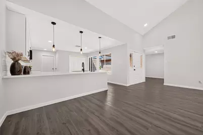 3219 Westwick Drive, Houston, TX 77082 - Photo 7