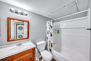 9350 Country Creek Dr, Houston, TX 77036 - Photo 17