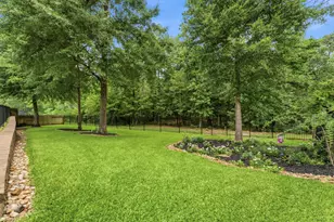 2097 Graystone Hills Dr, Conroe, TX 77304 - Photo 43