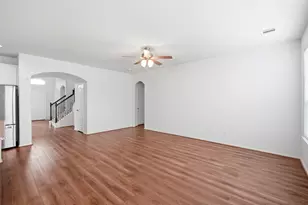 5309 Camerford Ct, Alvin, TX 77511 - Photo 9