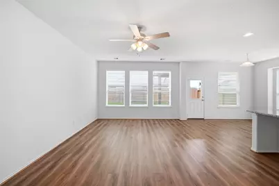 5309 Camerford Court, Alvin, TX 77511 - Photo 7