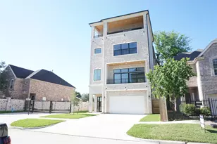 1602 Janak Garden Ln, Houston, TX 77055 - Photo 3