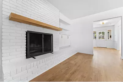 8014 Meadowcroft Drive, Houston, TX 77063 - Photo 11